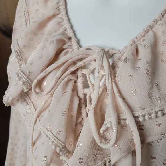 NWT Romantic Ruffled V-neck Rose Gold Polka Dot Blouse - Picture 6 of 16